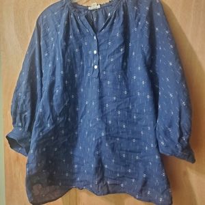 a.n.a. navy blouse. Medium. Like new.